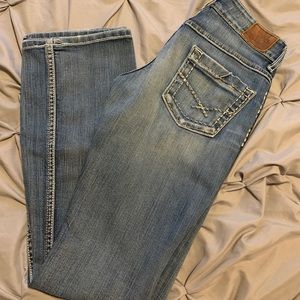 Buckle jeans